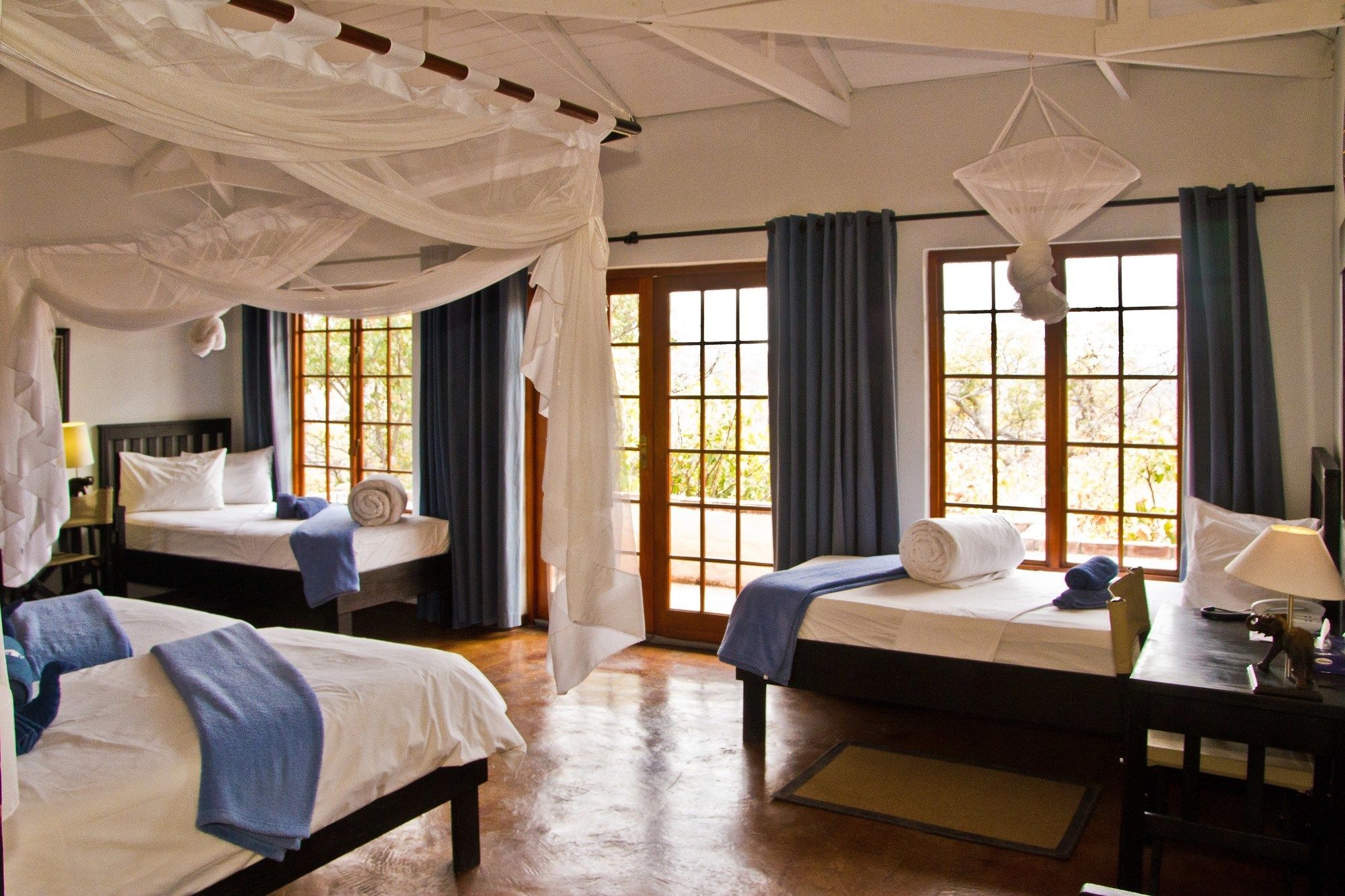 אוקאוקוג'ו Gondwana Etosha Safari Lodge מראה חיצוני תמונה