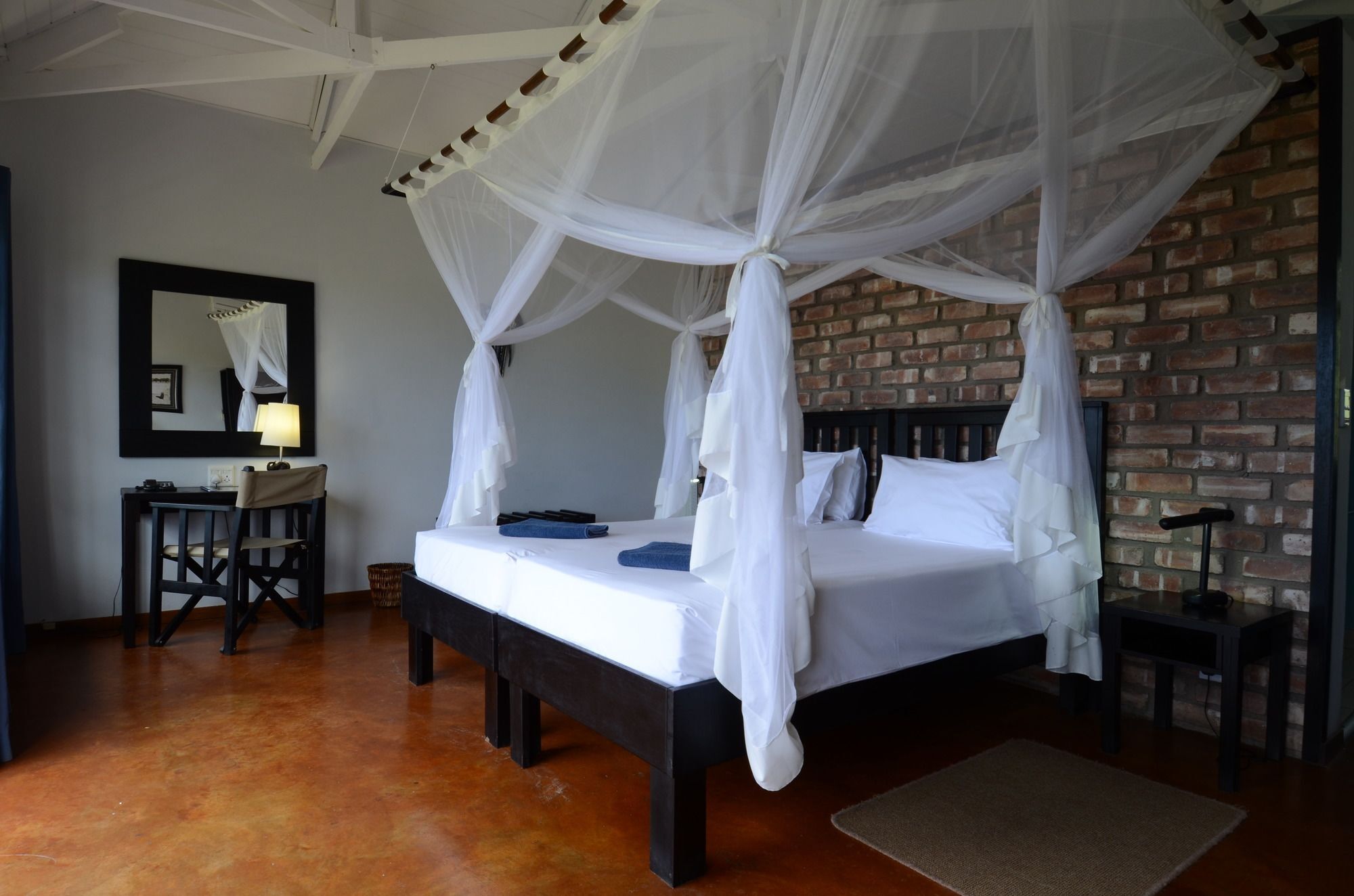 אוקאוקוג'ו Gondwana Etosha Safari Lodge מראה חיצוני תמונה